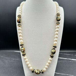 VTG Faux Pearl Necklace Black Hand Painted Floral Beads Gold Tone 14.5 in Choker